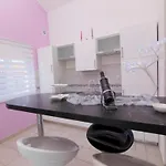 Ava - Five Bedroom With Swimming Pool