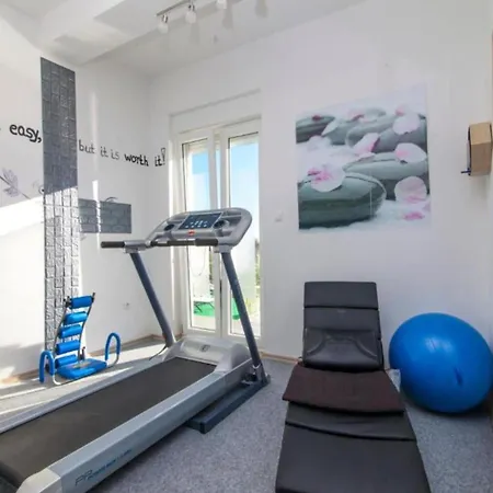 Ava - Five Bedroom With Swimming Pool Villa Sibenik
