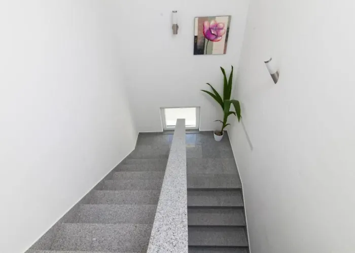 Vila Ava - Five Bedroom With Swimming Pool