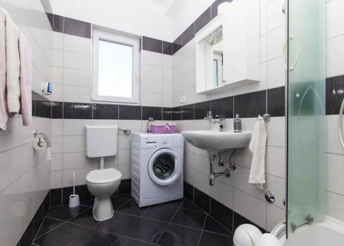 Vila Ava - Five Bedroom With Swimming Pool